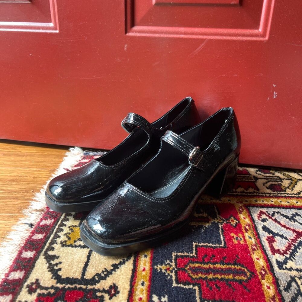 Steve Madden Black Patent Chunky Platform Mary Jane Heels